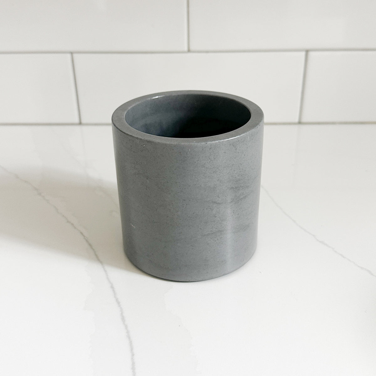 10oz Concrete Jar in Charcoal Gray