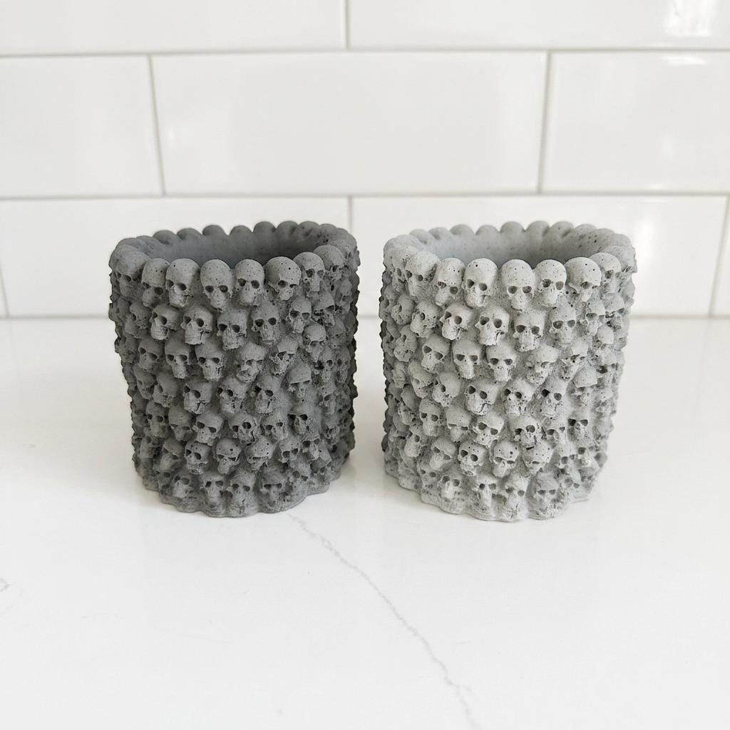 5oz Empty Concrete Vessel - Skull Heads