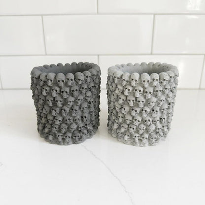 5oz Empty Concrete Vessel - Skull Heads