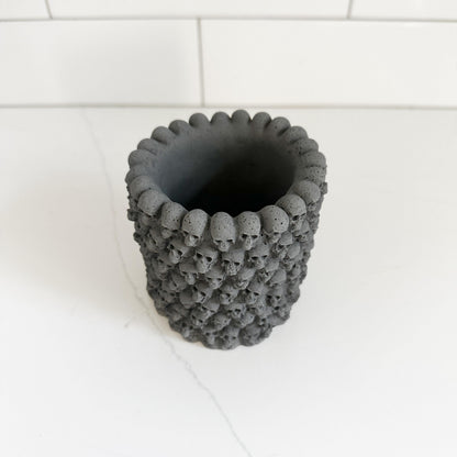 5oz Empty Concrete Vessel - Skull Heads