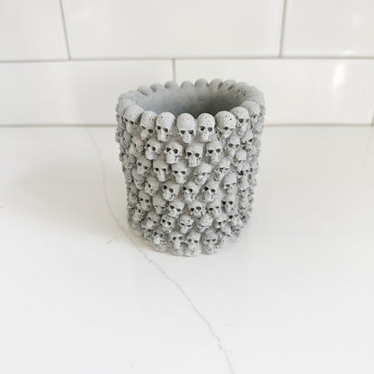 5oz Empty Concrete Vessel - Skull Heads