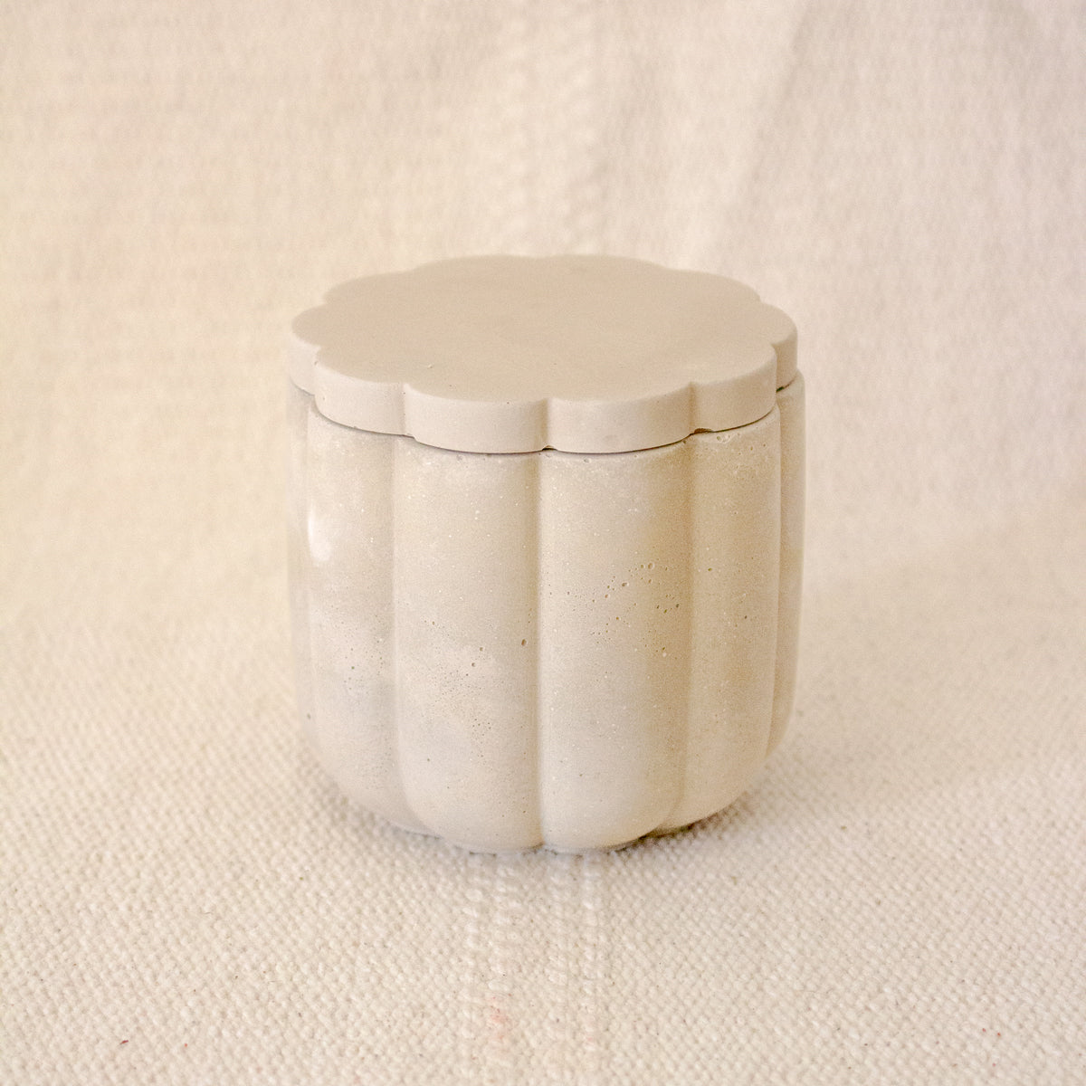 Empty Concrete Candle Jar, holds 7oz of wax- Scallop Style